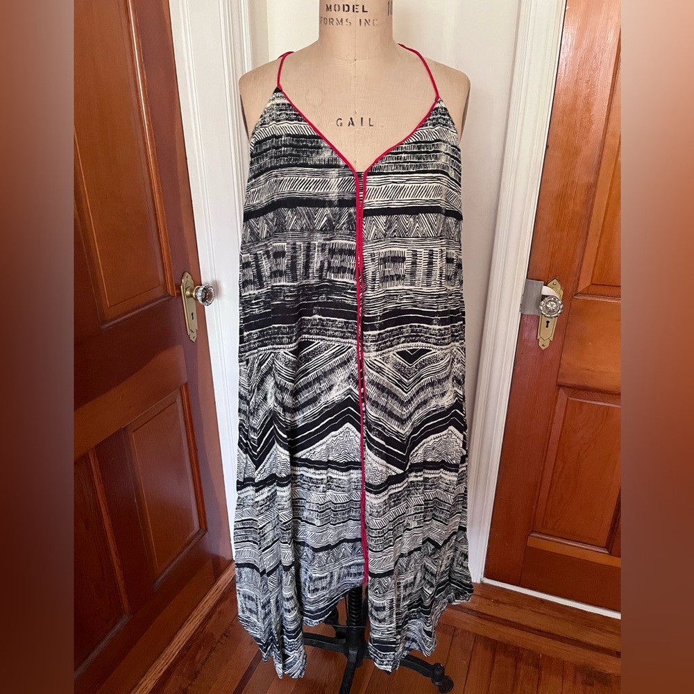Akemi + Kin Handkerchief Hem Geometric Dress Size XL